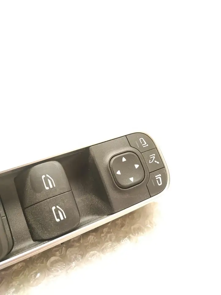Mercedes-Benz G W463 (2018 - ) A1679050101 Блок кнопок стеклоподъемников — фото 2