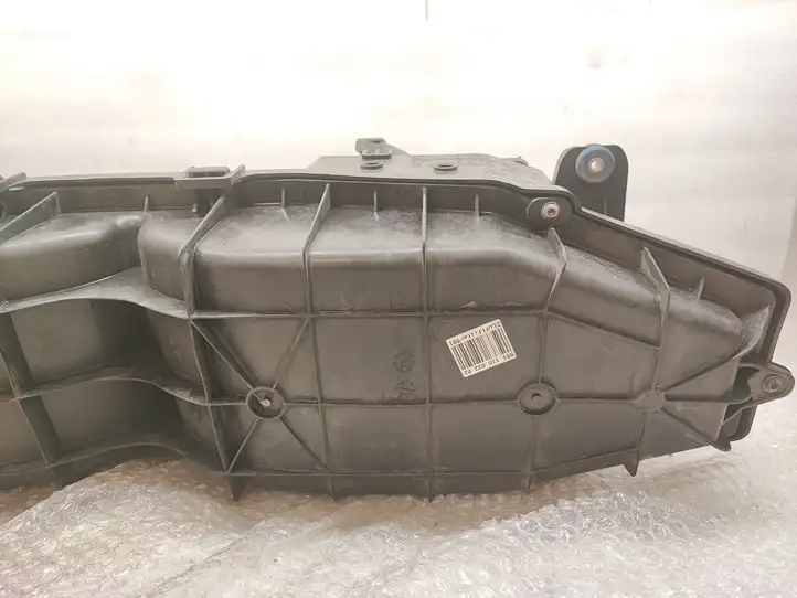 Porsche 911 991 (2011 - 2019) 99111002001 Корпус воздушного фильтра — фото 5