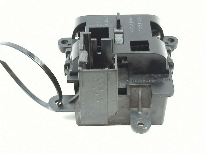Mercedes-Benz SLK R171 (2005 - 2011)  IBS15678001 Замок подлокотника