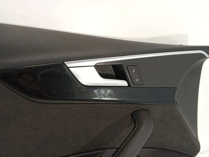 Audi A4 (2015 - 2019)  8W0867117 Комплект отделки дверей