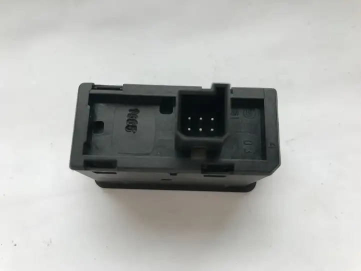 Opel Astra H (2004 - 2009) 13197131 Кнопка стеклоподъемников — фото 3
