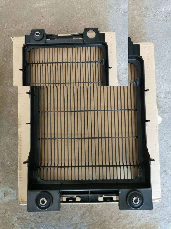BMW 4 F32 F33 (2013 - 2017)  17218625445 Рамочка