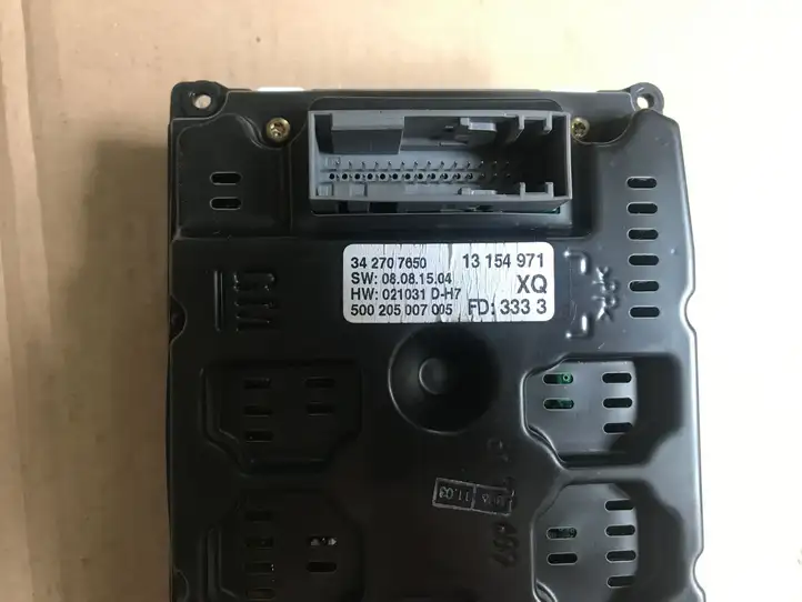 Opel Vectra C (2002 - 2005) 13154971 Дисплей — фото 3