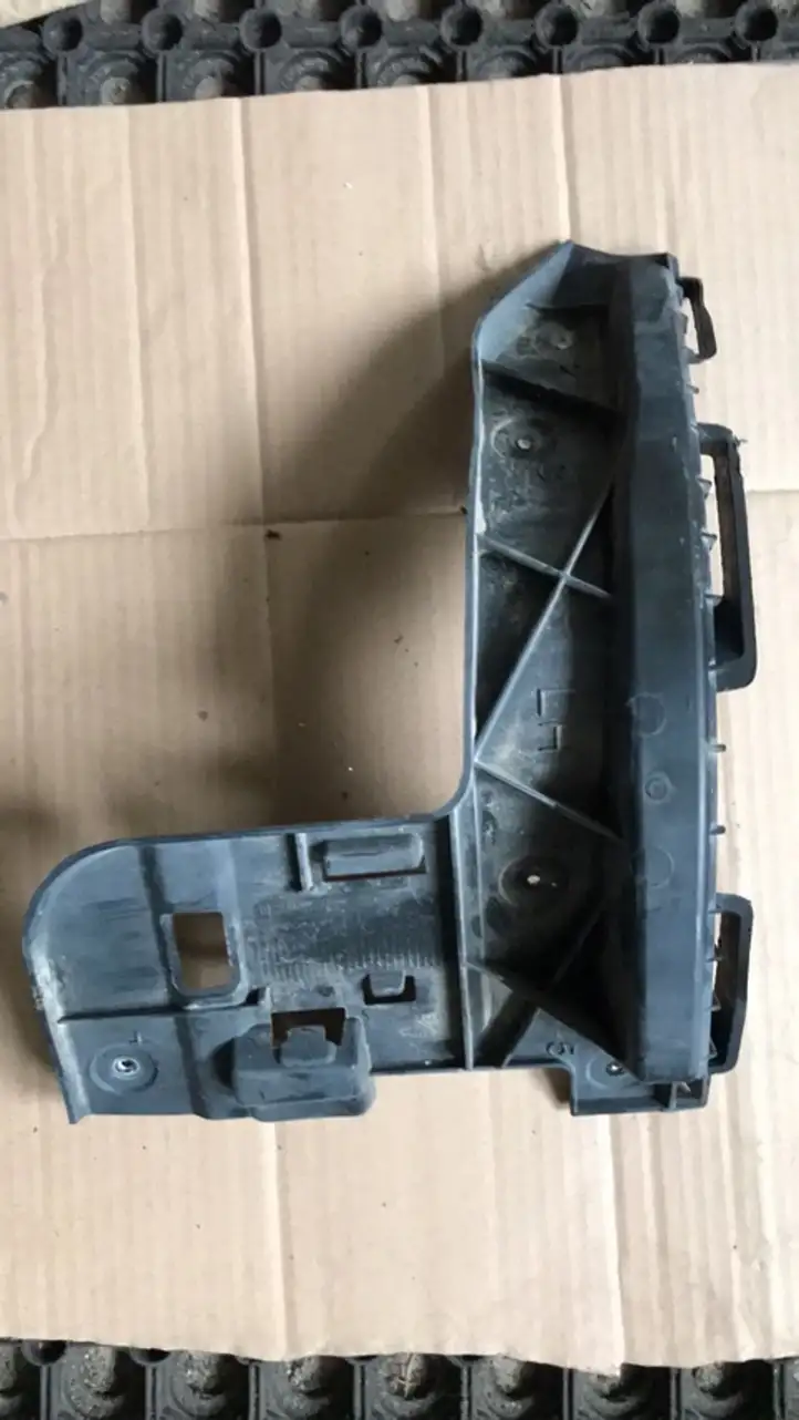 Opel Zafira C (2014 - 2016) 13300742 Кронштейн заднего бампера — фото 1