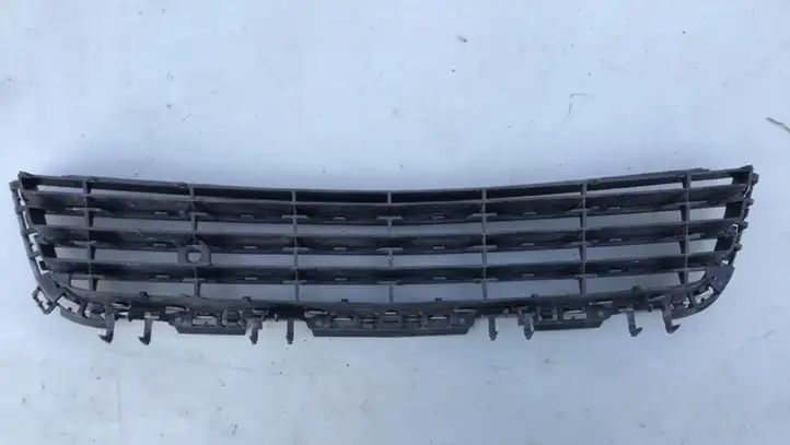 Opel Astra H (2004 - 2009) 13238553 Нижняя решетка переднего бампера — фото 4