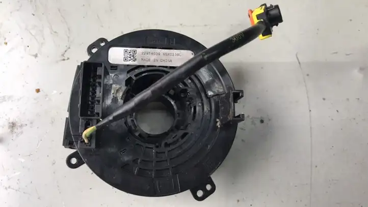 Opel Zafira C (2014 - 2016) 22914039 Контактное кольцо SRS — фото 1