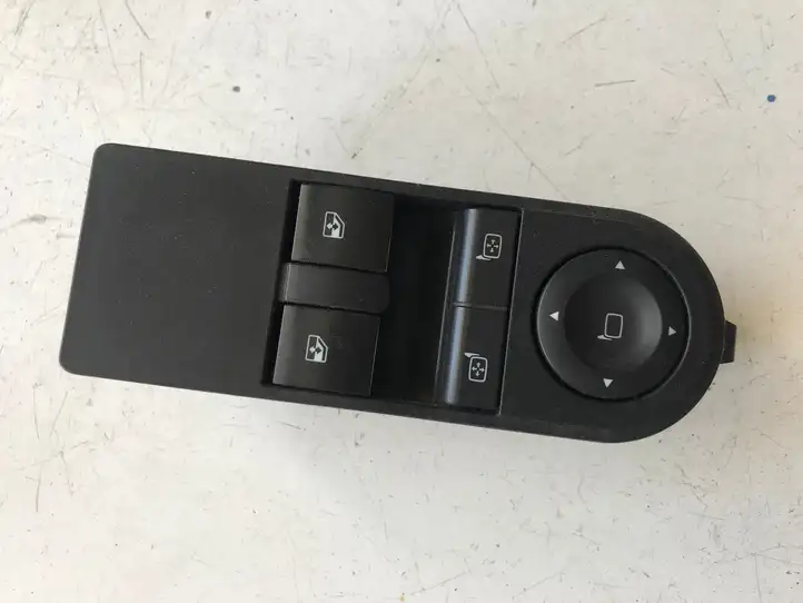 Opel Astra H (2004 - 2009) 13228706 Кнопка стеклоподъемников — фото 2