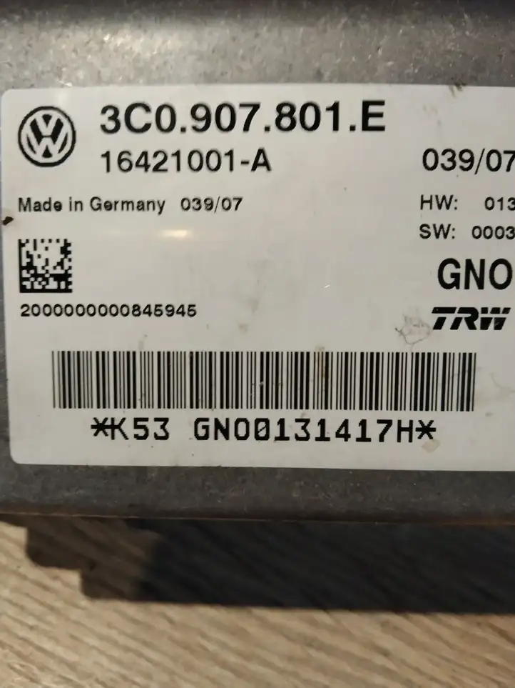 Volkswagen PASSAT B6 (2005 - 2010) Блок управления стояночным тормозом (EPB) — фото 3