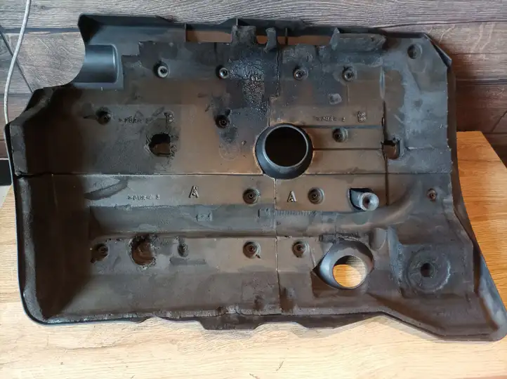 Toyota Avensis T250 (2006 - 2009) Крышка двигателя декоративная — фото 2