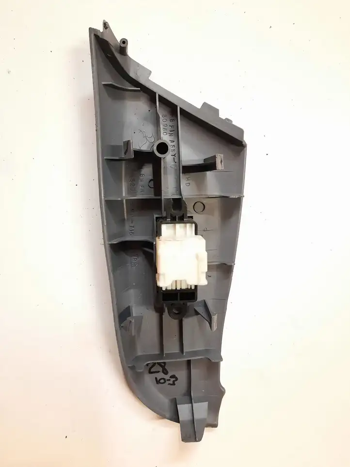 Nissan Almera N16 (2000 - 2010) 80960 Блок кнопок стеклоподъемников — фото 2