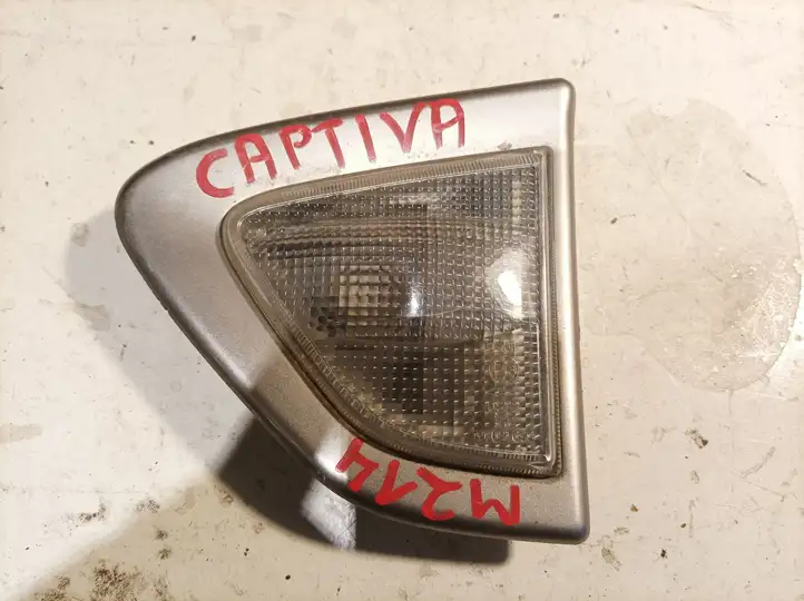 Chevrolet Captiva (2006 - 2011) Поворотный фонарь крыла — фото 1