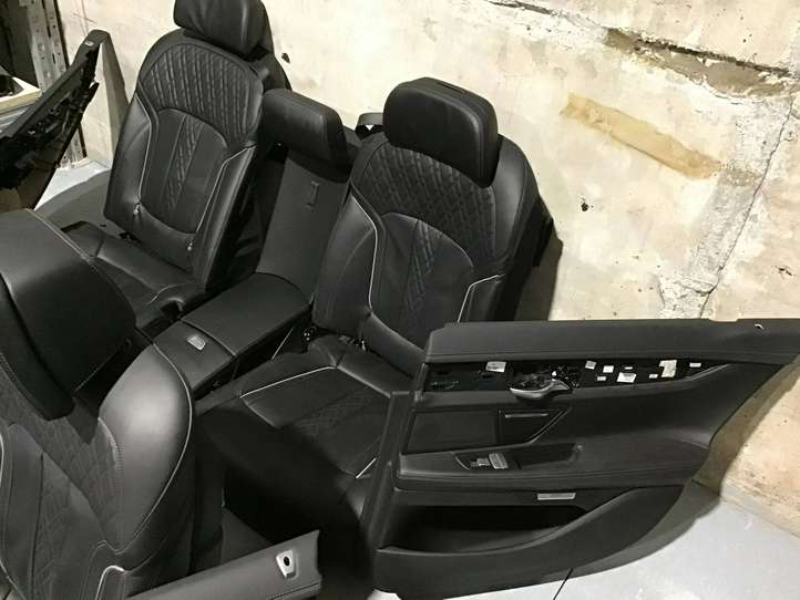 BMW 7 G11 G12 (2015 - 2022)   Комплект салона