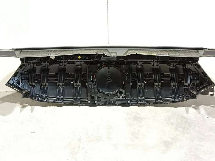 Mercedes-Benz EQA (2021 - )  A2438851401 Молдинг переднего бампера