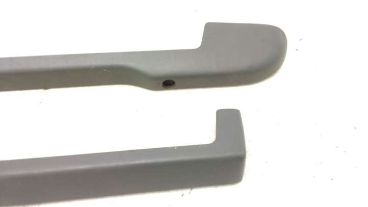 Seat Toledo II (1M) (1998 - 2006)  1J0881088D Отделка лыжи переднего сиденья пассажира