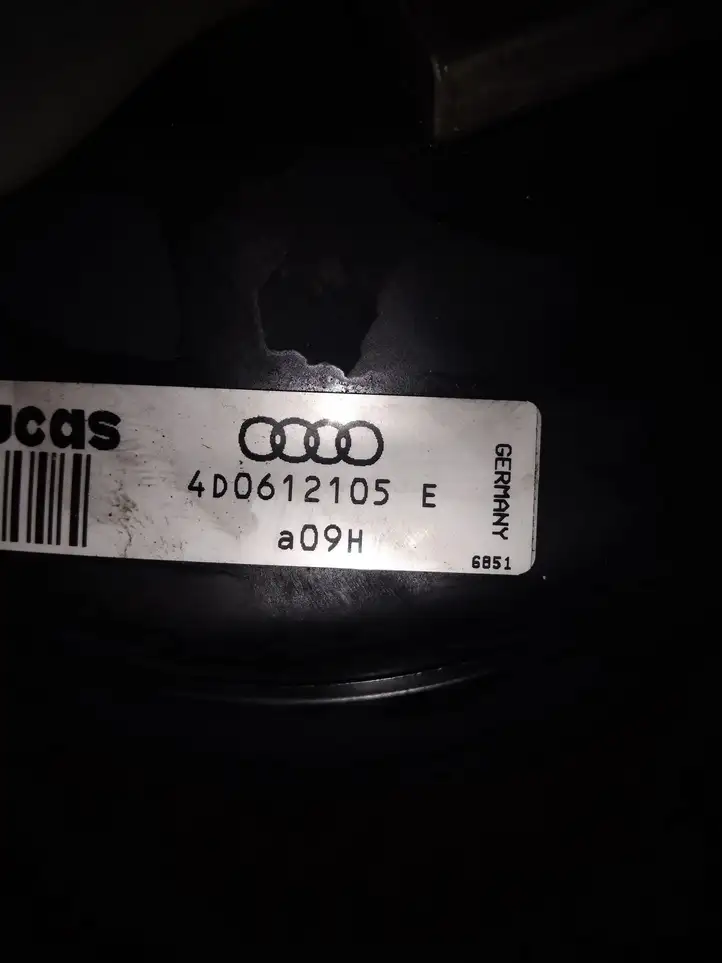 Audi A8 S8 D2 4D (1999 - 2002) 4D0612105E Вакуумный усилитель тормозов — фото 2