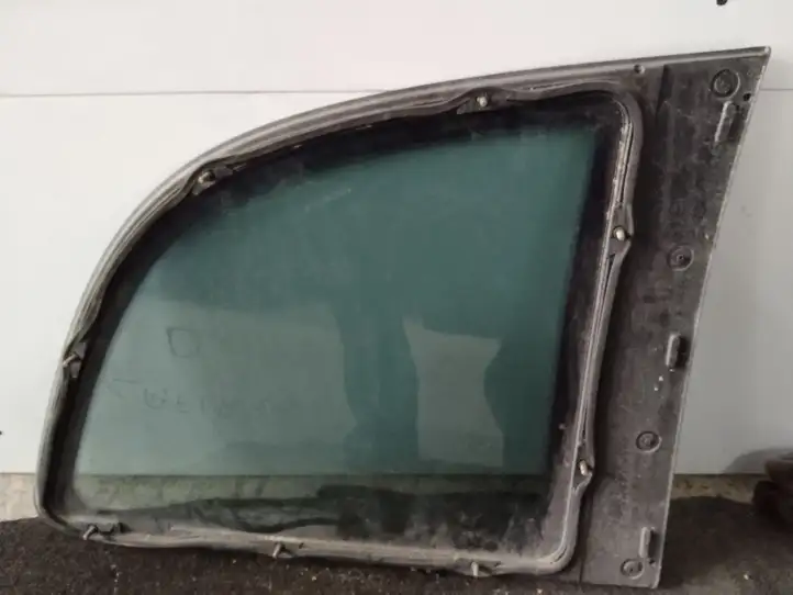 Opel Zafira A (1999 - 2003) Заднее боковое стекло — фото 2