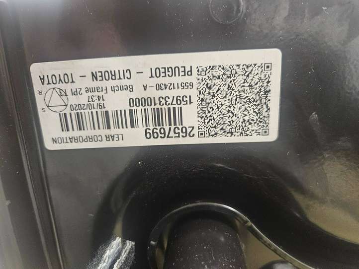 Peugeot Traveller (2016 - )  15973310000 Второй ряд сидений