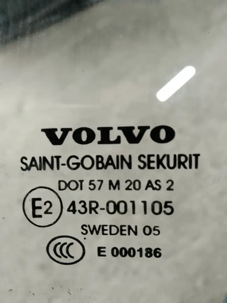 Volvo V50 (2004 - 2008) Стекло задней двери — фото 3