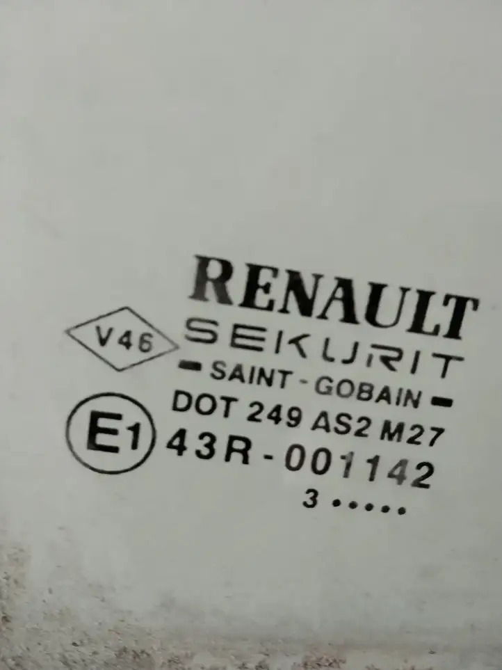 Renault Megane II (2002 - 2005) Стекло задней двери — фото 2