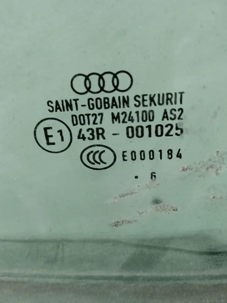 Audi A4 S4 B7 8E 8H (2004 - 2009) Стекло передней двери — фото 3