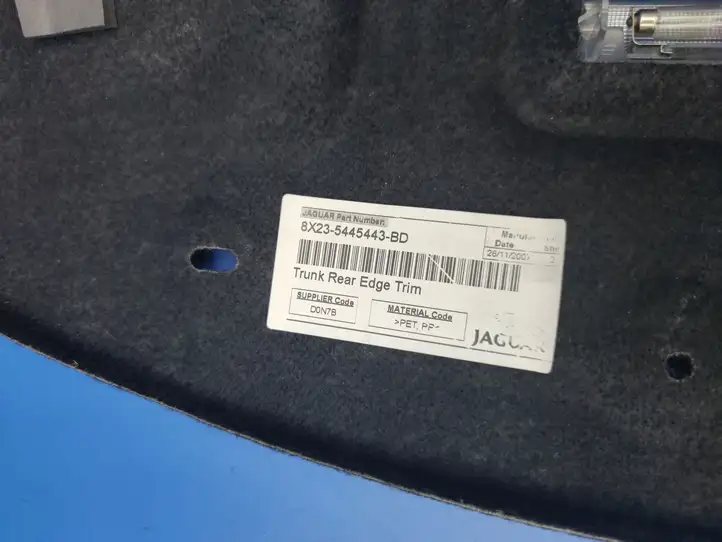 Jaguar XF (2007 - 2015) 8X235445443BD Прочая отделка багажника — фото 2