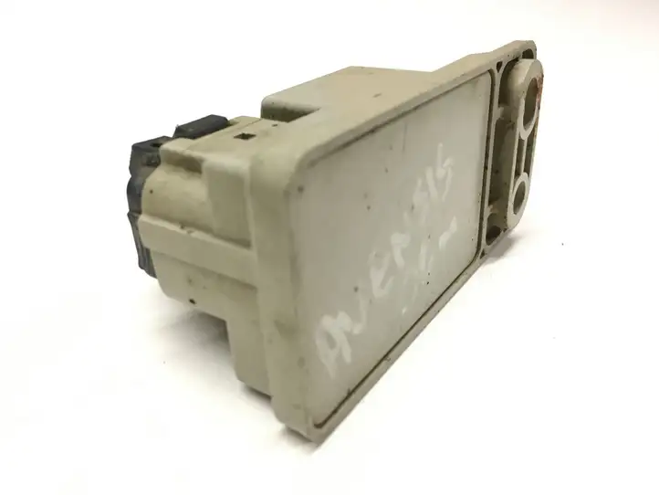 Toyota Avensis T250 (2003 - 2006) 8594205030 Реле стеклоочистителей — фото 1
