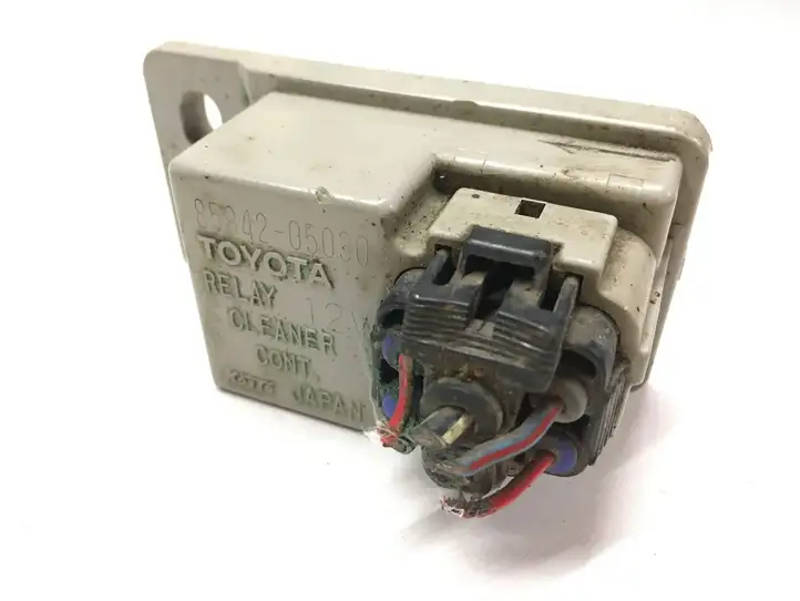 Toyota Avensis T250 (2003 - 2006) 8594205030 Реле стеклоочистителей — фото 3