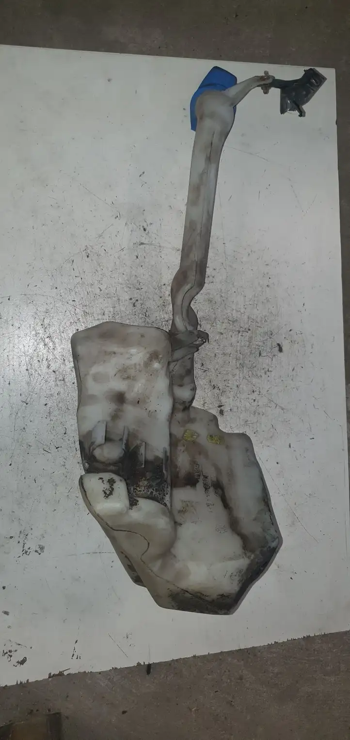 Volkswagen Polo (2001 - 2005) 6Q0955453ST Бачок омывателя стекла — фото 3