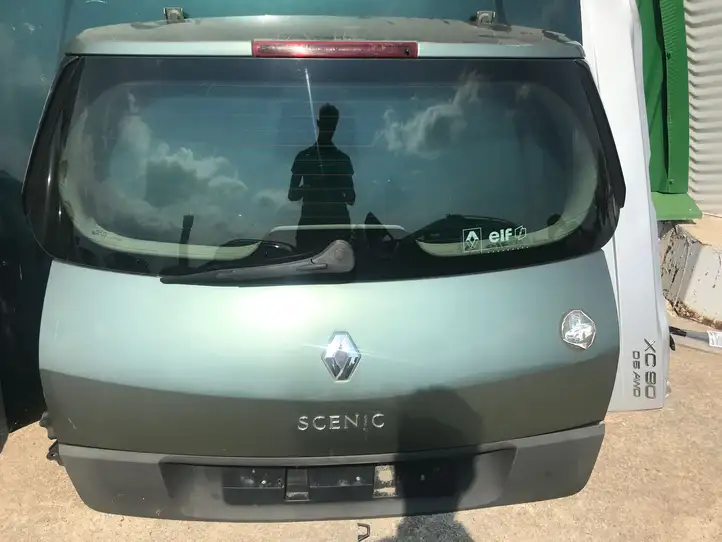 Renault Scenic II - Grand scenic II (2003 - 2006) Крышка багажника — фото 1