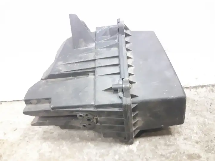 Skoda Fabia Mk1 (6Y) (1999 - 2007) Корпус воздушного фильтра — фото 6