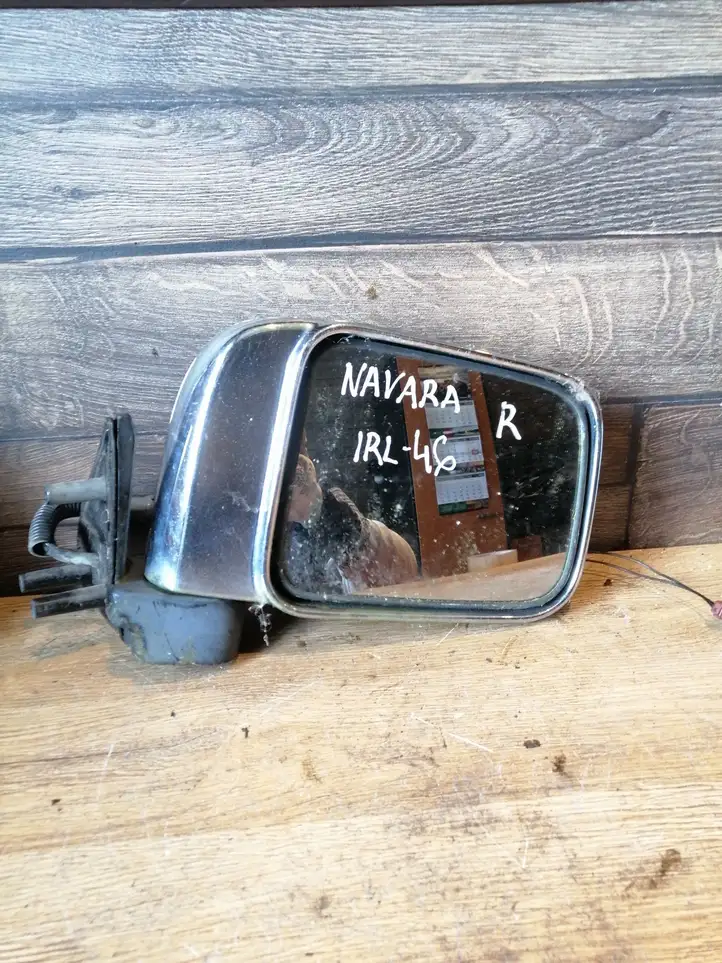 Nissan Navara D22 (1997 - 2004) Боковое зеркало с электроприводом — фото 1
