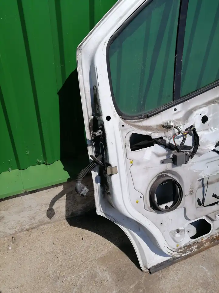 Renault Trafic II (X83) (2002 - 2014) Дверь — фото 3