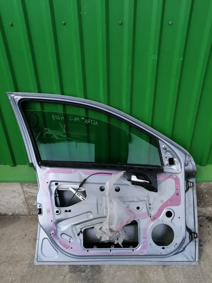 Opel Astra H (2004 - 2009) Дверь — фото 4