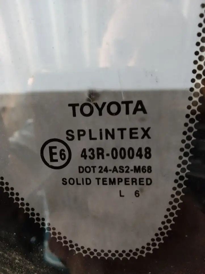 Toyota Corolla Verso AR10 (2004 - 2009) Заднее боковое стекло — фото 2