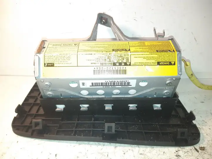 Toyota Corolla Verso E121 (2001 - 2004) 7397013020D Подушка безопасности пассажира — фото 1