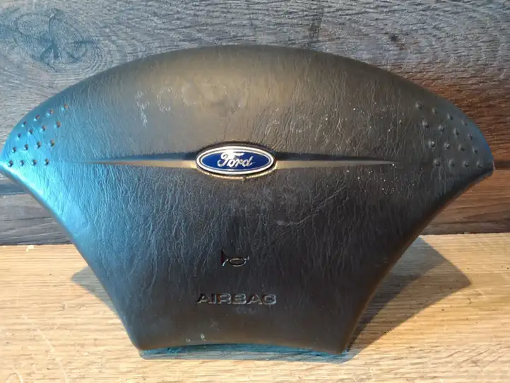 Ford Focus (1998 - 2004) Подушка безопасности руля — фото 1