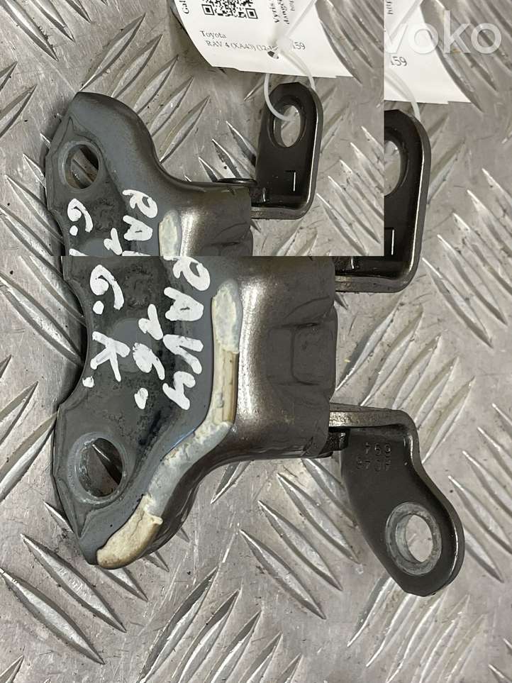 Toyota RAV 4 (XA40) (2012 - 2018)  A046694 Нижняя петля задней двери