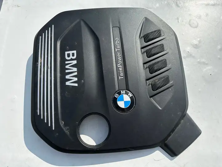 BMW X3 G01 (2018 - 2024) 8614203 Крышка двигателя декоративная — фото 1
