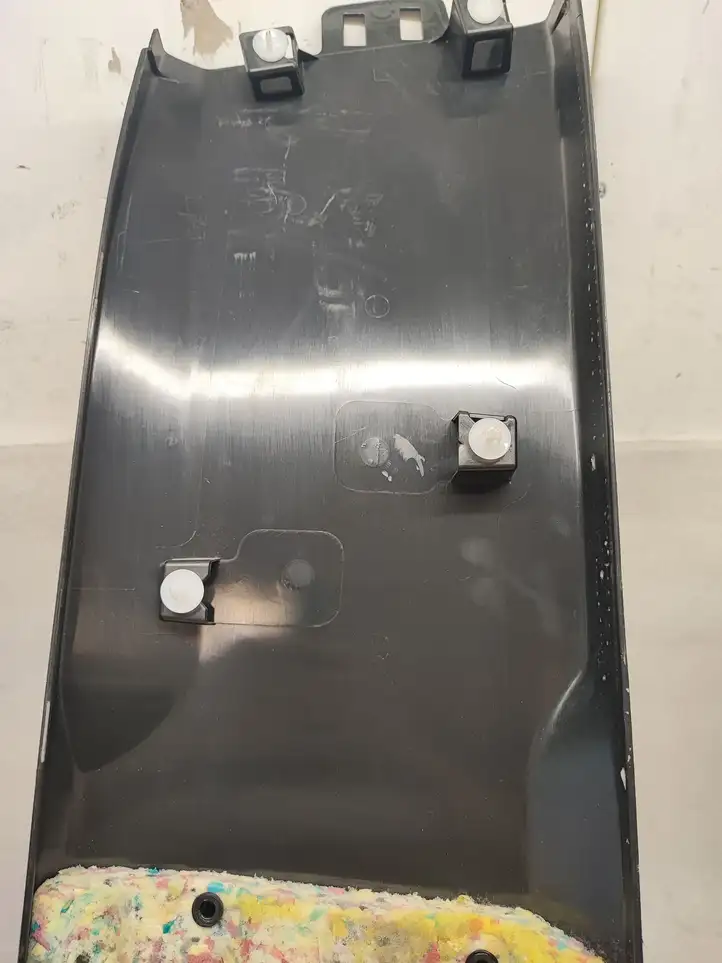 BMW 5 G30 G31 (2016 - ) 51437384529 Нижняя обшивка стойки B — фото 3