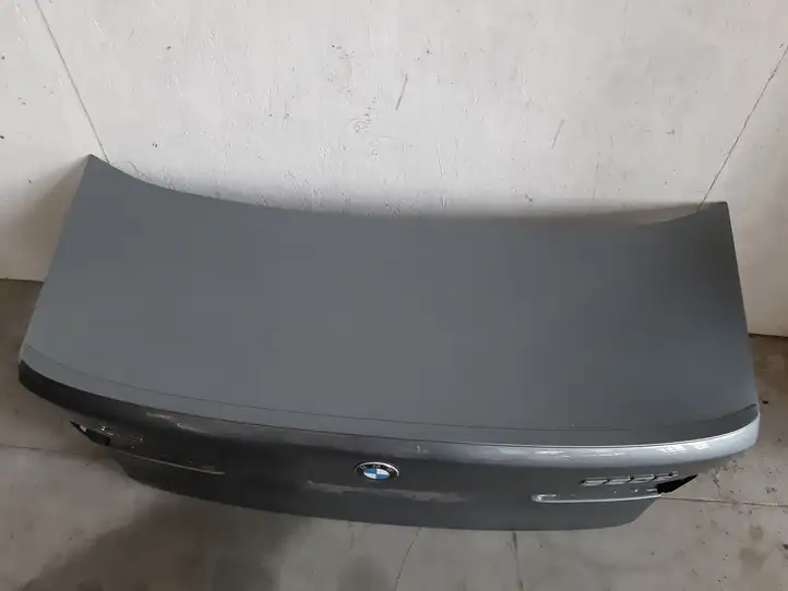 BMW 5 G30 G31 (2016 - ) Крышка багажника — фото 4