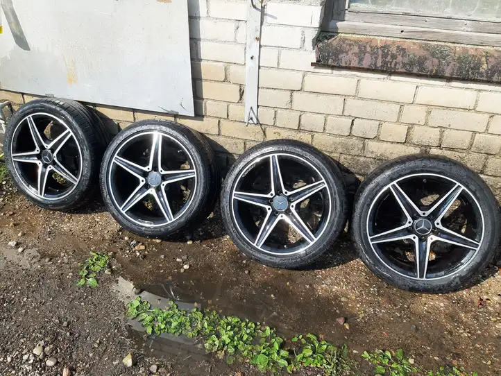 Mercedes-Benz C AMG W205 (2014 - ) Легкосплавный колесный диск R18 — фото 1