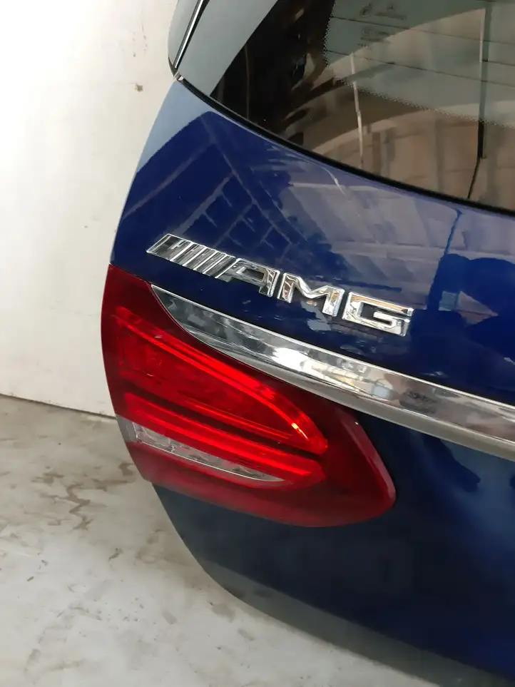 Mercedes-Benz C AMG W205 (2014 - ) Крышка багажника — фото 2