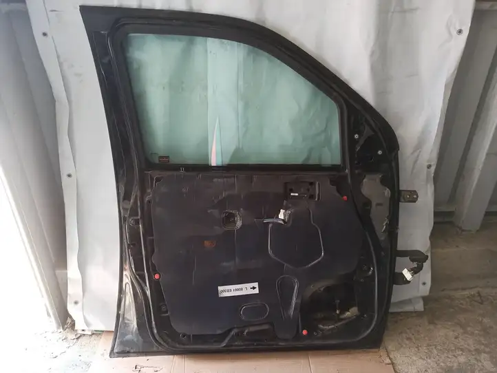 Nissan Navara D40 (2004 - 2015) Дверь — фото 2