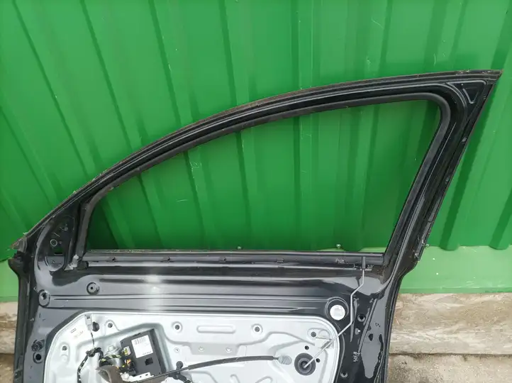 Volvo S40 (2004 - 2007) Дверь — фото 4