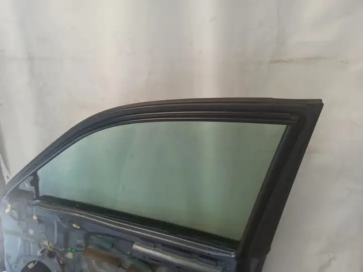 Toyota Camry (2001 - 2006) Дверь — фото 2