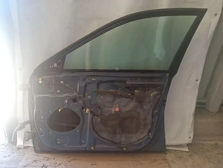 Toyota Camry (2001 - 2006) Дверь — фото 4