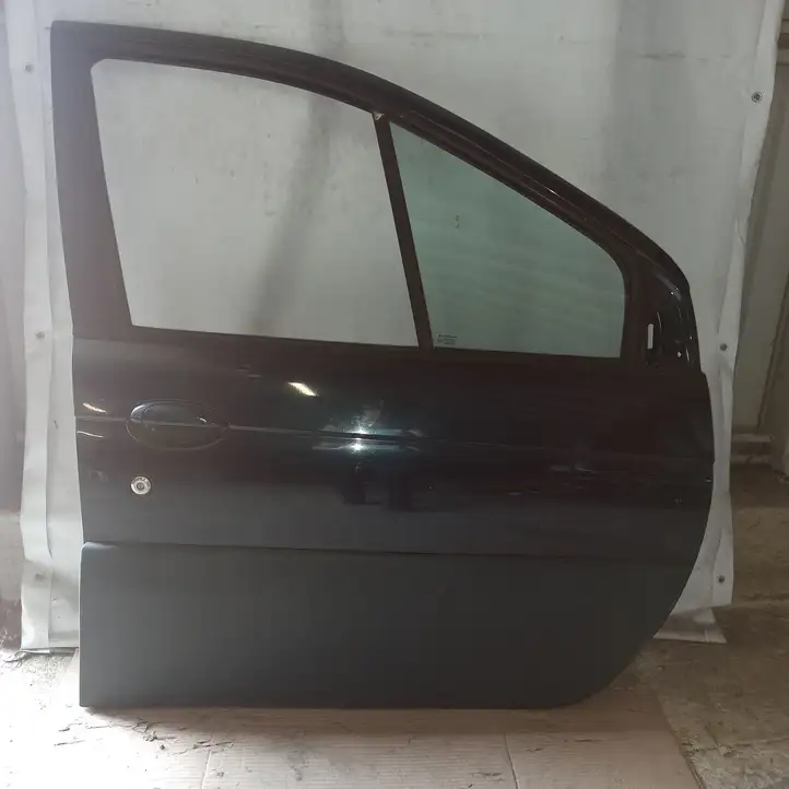 Renault Scenic I (1996 - 2003) Дверь — фото 1
