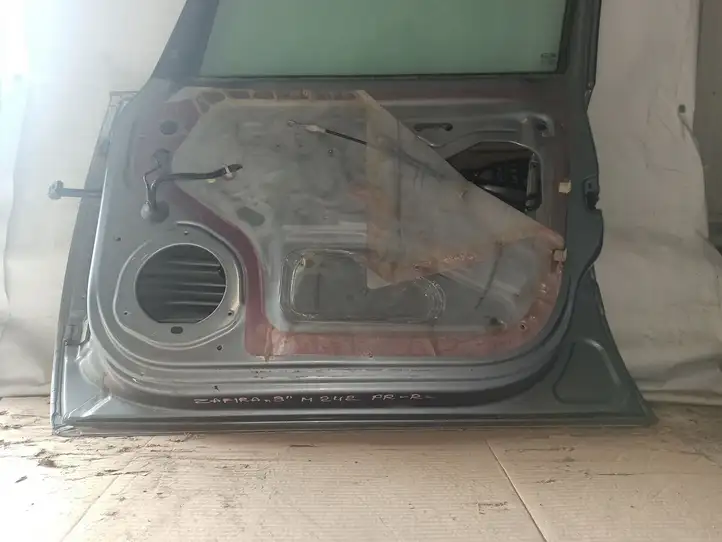 Opel Zafira B (2003 - 2006) Дверь — фото 4
