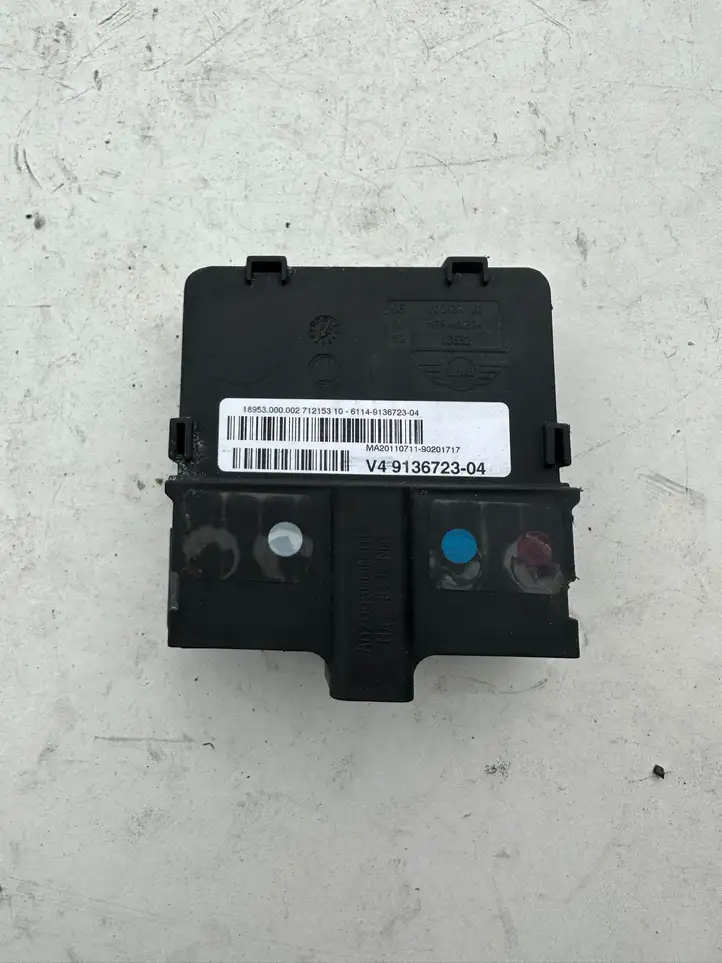 Mini Cooper Hatch Hardtop (2007 - 2014) 9136723 Блок предохранителей — фото 1