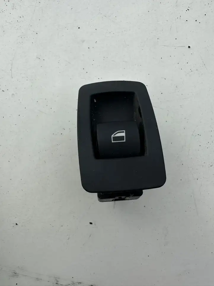 BMW 3 E92 E93 (2005 - 2014) 6945874 Кнопка стеклоподъемников — фото 1